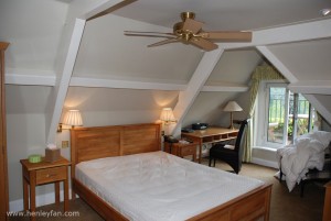 109_Henley_Ceiling_Fan_Kingston_house_hotel_seville_bedroom_001 